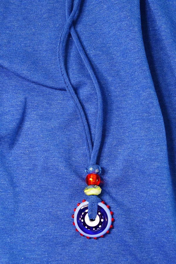 Kette aus Glasperlen an Jerseynudel