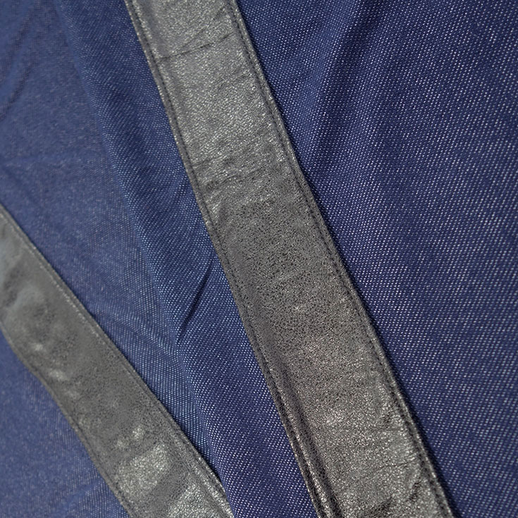 Seitenstreifen aus Kunstleder