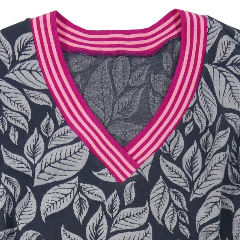 V-Ausschnitt nähen – perfekt für große Größen