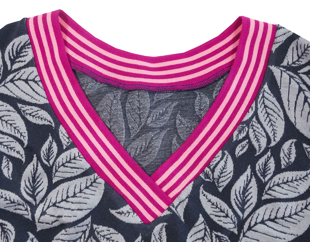 V-Ausschnitt mit breitem Bündchen nähen