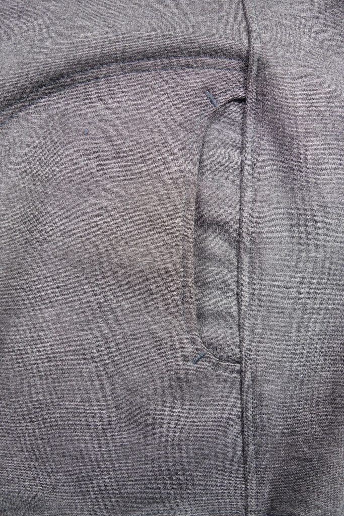 Schmale Eingriffstaschen