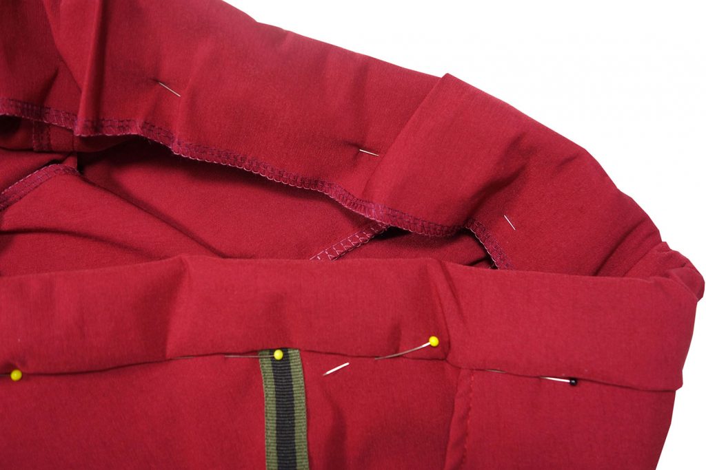 Gummizugbund annähen